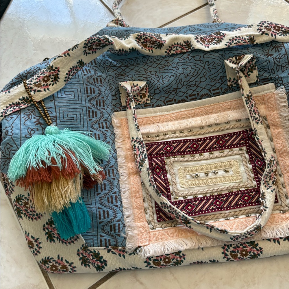 Anthropologie Bohemian Blue and Cream Tote Bag - Picture 5 of 7